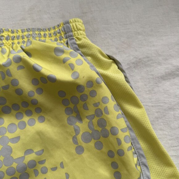 Women's Nike Dri-Fit Tempo Running shorts - Picture 5 of 6